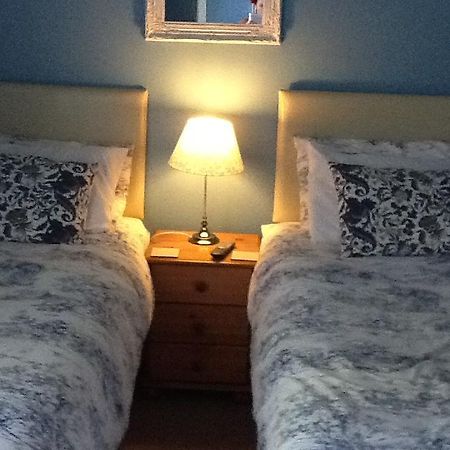 Invernente Bed And Breakfast Stirling Esterno foto